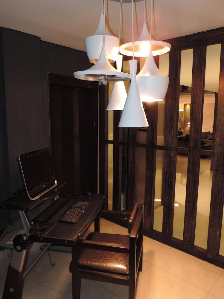 Hotel Senorial Platino Leon Exterior photo