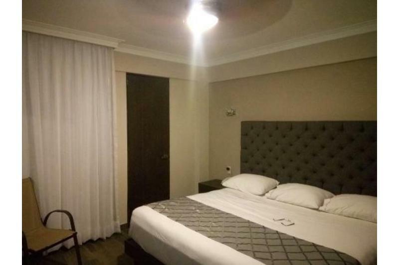 Hotel Senorial Platino Leon Exterior photo